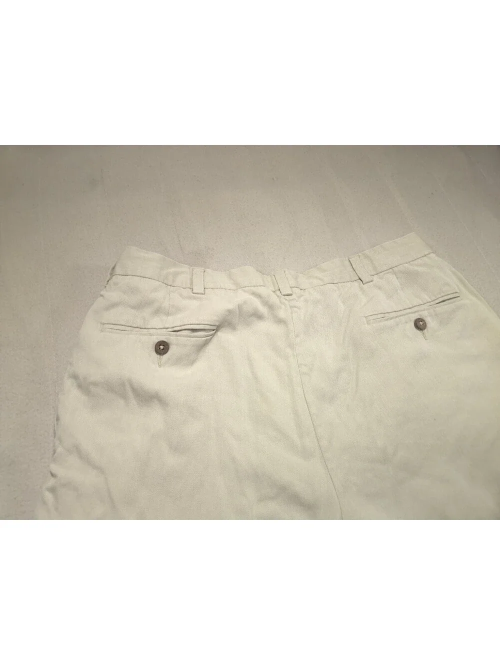 Jos A Bank Shorts Mens 36 Beige Chino Tencel Pleated Khaki Golf Casual Summer